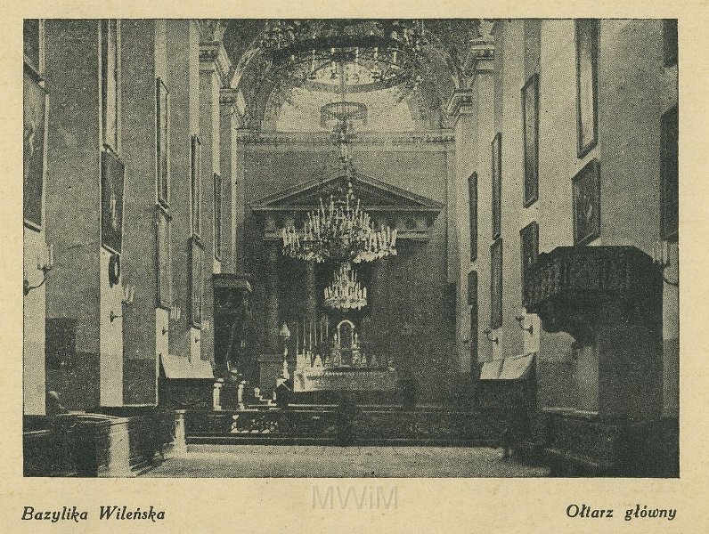 KKE 5265-4.jpg - Dok. Widokówki z wizerunkiem wnętrza bazyliki Wileńskiej, Wilno, lata 30-te XX wieku.